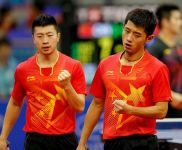 张继科险胜马龙封王 中国男乒实现世界杯5连冠
